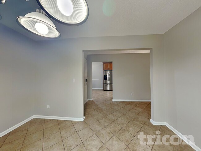 Building Photo - 131 Winborne Dr