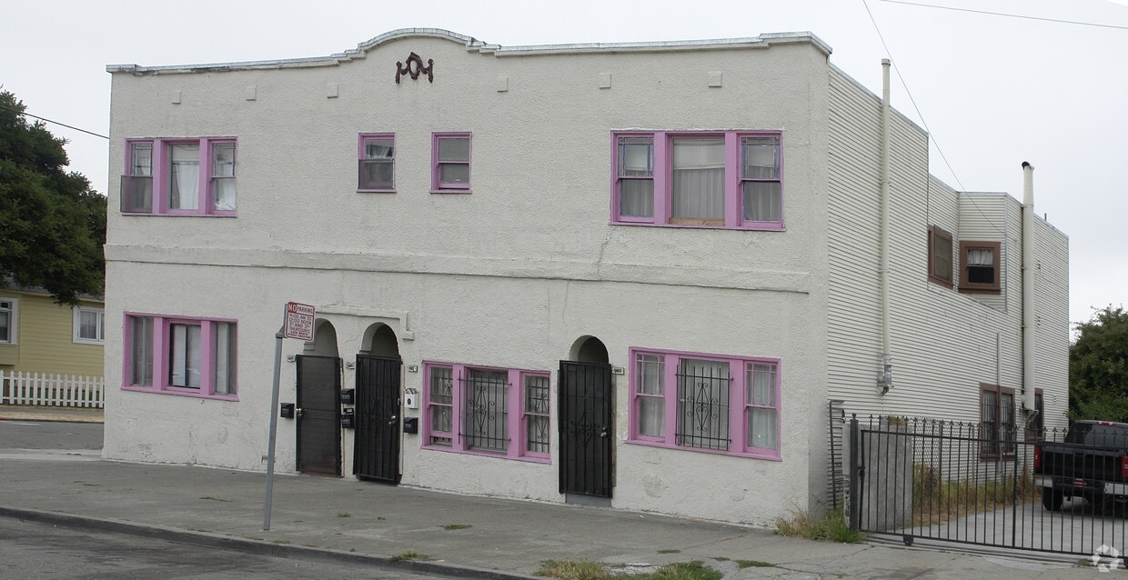 Building Photo - 3725-3731 Penniman Ave