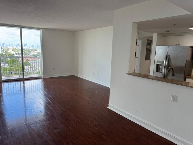 Foto del edificio - 117 NW 42nd Ave