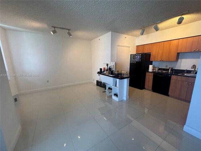 Foto del edificio - 1330 West Ave