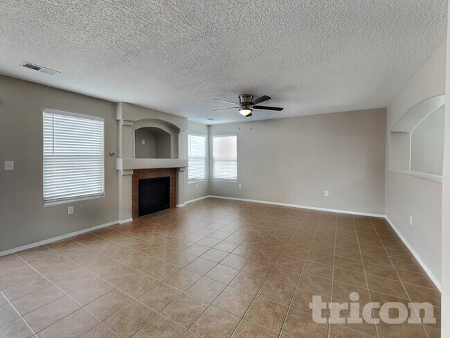 Foto del edificio - 1295 Carrizo St NW