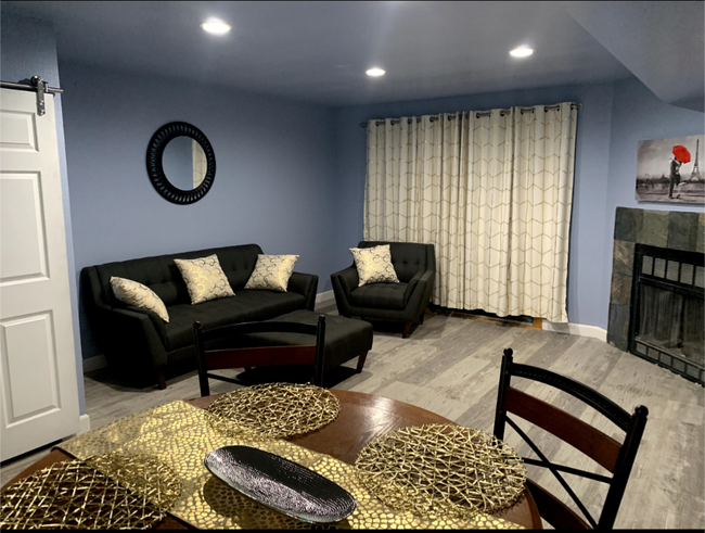 Building Photo - 2464 Astrozon Cir