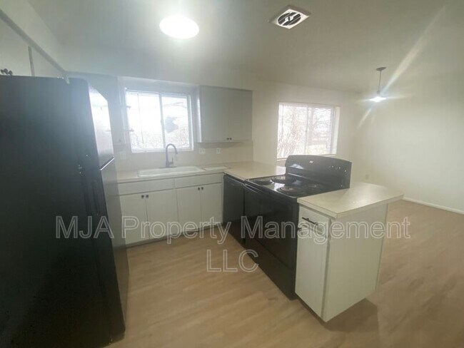 Foto del edificio - 1428 W 300 N