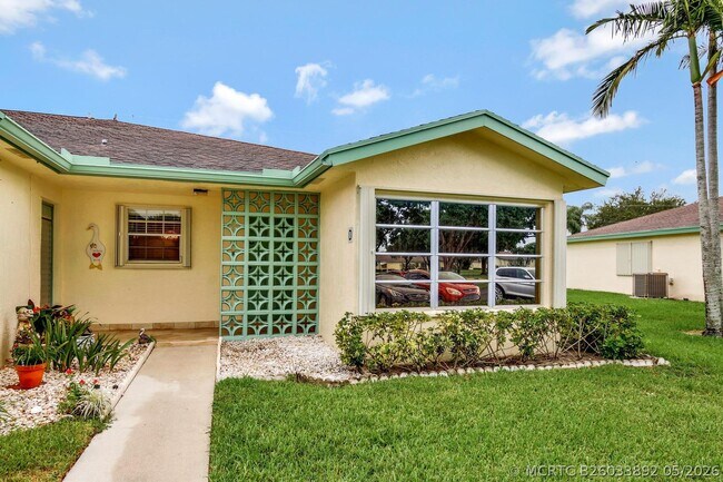 Building Photo - 5126 Lakefront Blvd