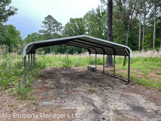 Building Photo - 3 br, 2 bath House - 209 Hilaire Rd.