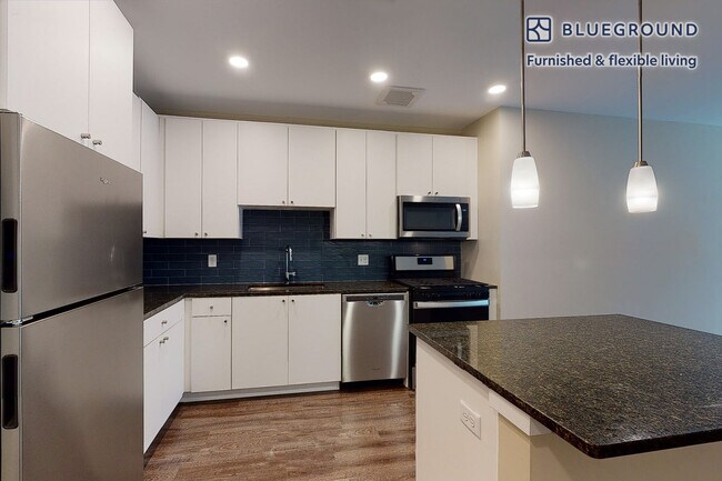 Building Photo - 79 Alexander St