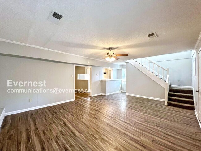 Foto del edificio - 4377 Aldridge Dr