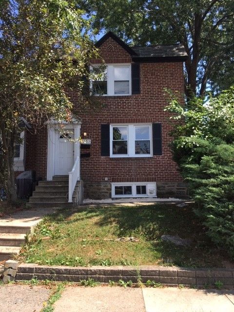 Primary Photo - 3830 Berkley Ave