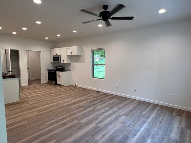 Foto del edificio - New Construction Rental Available!