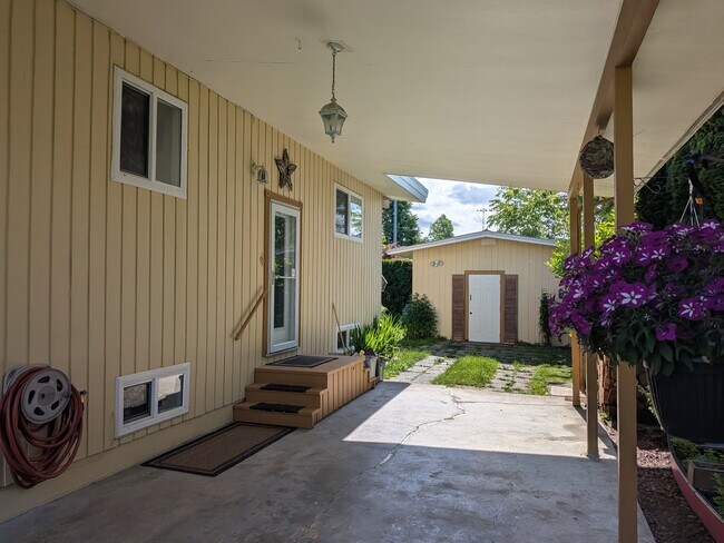 Photo du bâtiment - 9330 Jackson St