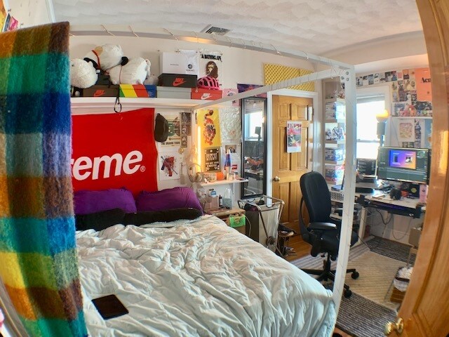 Foto del edificio - 200 Hyde Park Ave