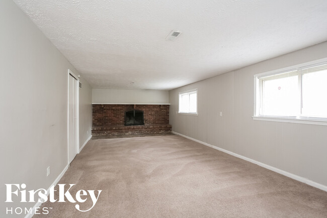 Foto del edificio - 4627 Citation Blvd