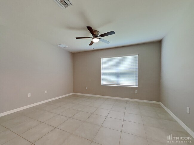 Foto del edificio - 27944 Arrowhead Cir