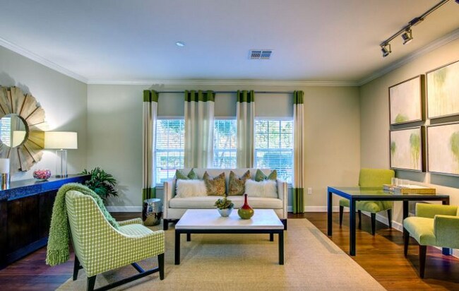 Foto del edificio - 2951 N Loop 336 W