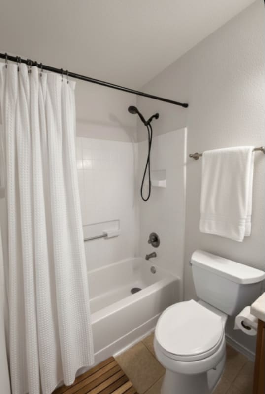 Building Photo - 203 Brooke St