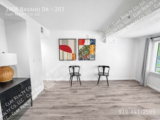 Foto del edificio - 1008 Navaho Dr