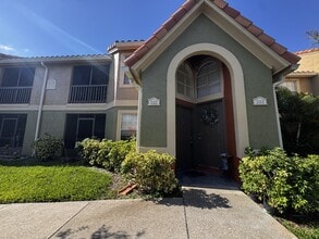 Building Photo - 429 Fountainhead Cir