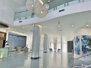 Building Photo - 18800 NE 29th Ave