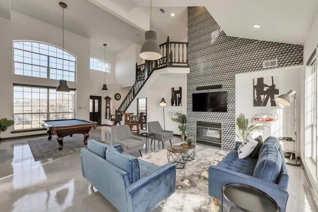 Foto del edificio - 8324 Autumncrest Ct