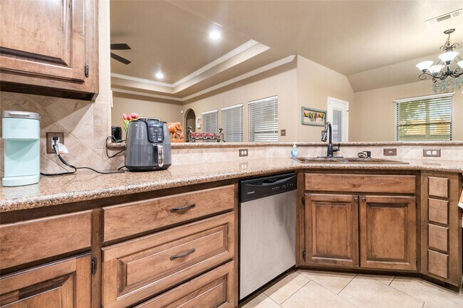 Foto del edificio - 103 Silver Bay Ln