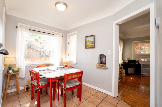 dining area - 1012 Main St