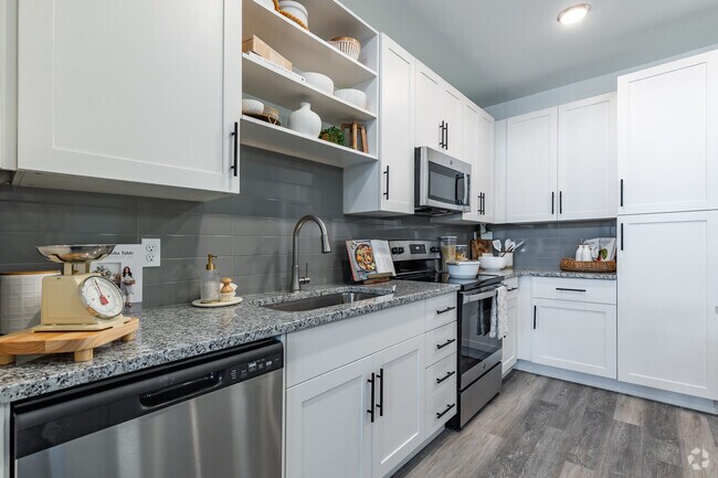 Interior Photo - Addison Farms