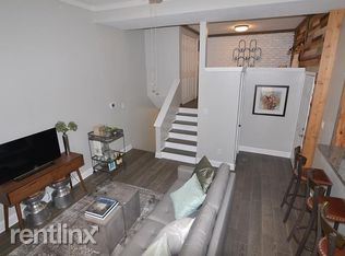 Foto del edificio - 224 E 13th St