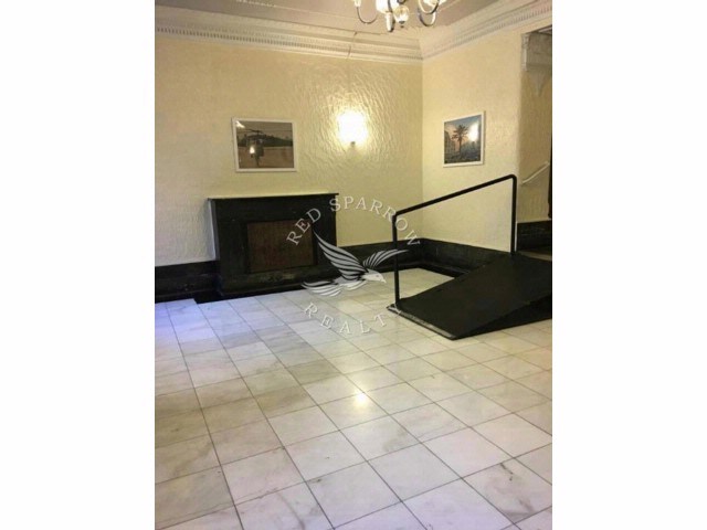 Foto del edificio - 213 Bennett Ave