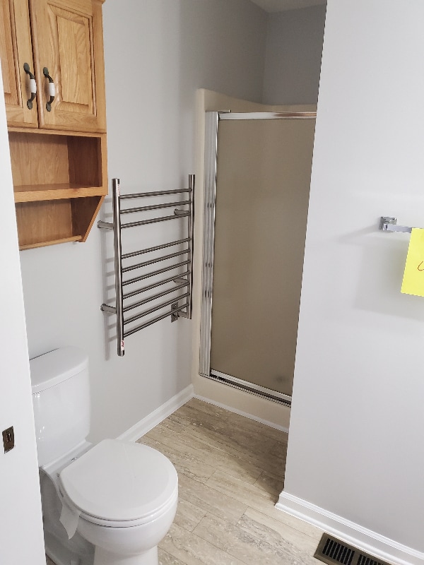 Foto del edificio - 529 Ravens Lake Dr