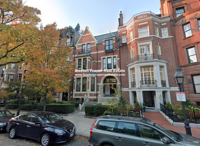Building Photo - 191 Marlborough St