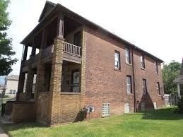 Building Photo - 9686 Delmar St