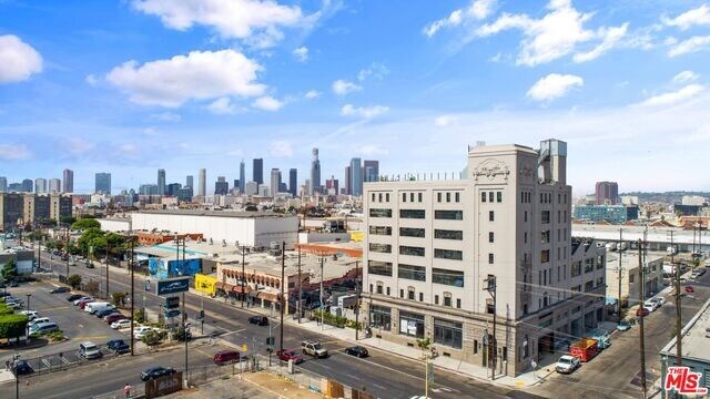 Foto del edificio - 691 Mill St