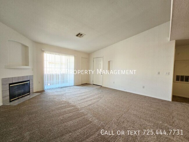 Foto del edificio - 2 BEDROOM 2 BATH IN GATED COMMUNITY NEAR N...