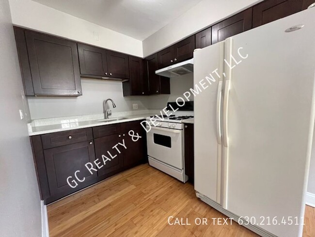 Building Photo - ***ADDISON LOCATION / 1 BDRM - 1 BTH / APP...