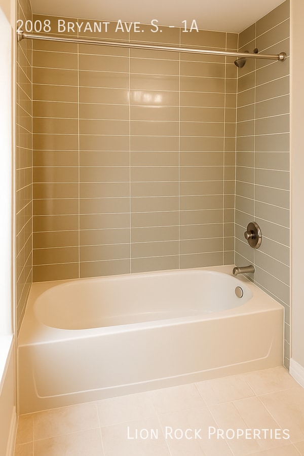 Building Photo - 2008 Bryant Ave S