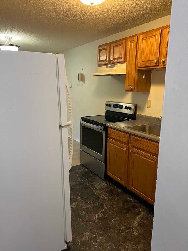 80 Damon Rd Unit 8108, Northampton, MA 01060 Condo for Rent in