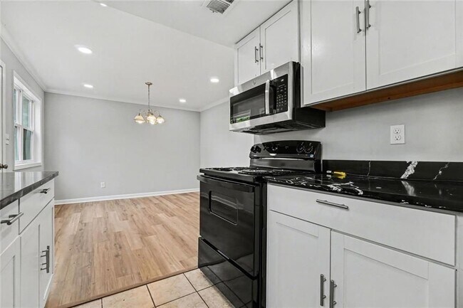 Foto del edificio - 2952 N Dekalb Dr