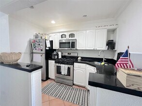 Building Photo - 8600 SW 67th Ave