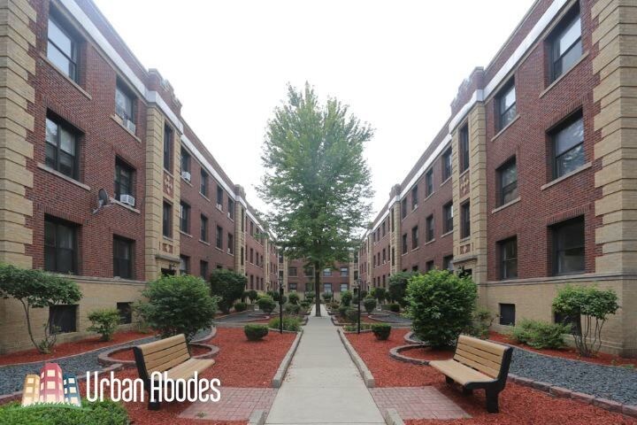 Foto principal - 823 W Waveland Ave