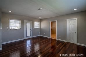 Foto del edificio - 1 br, 1 bath  - 335 75th St 12