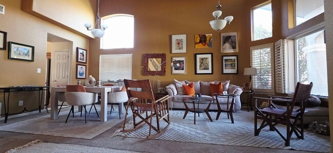 Foto del edificio - Stunning 4 bedroom, 2.5 bath home in West El Paso!