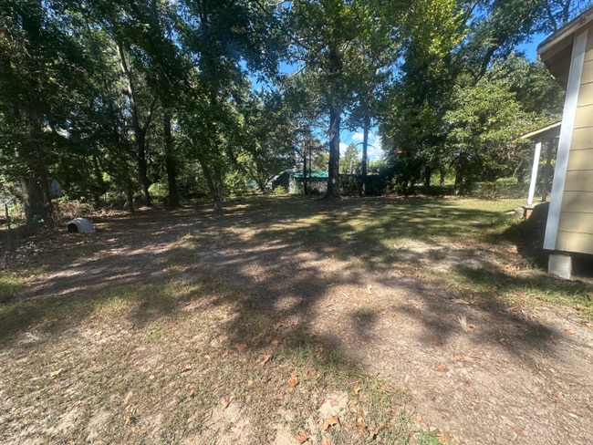 Building Photo - 664 Black Walnut Rd