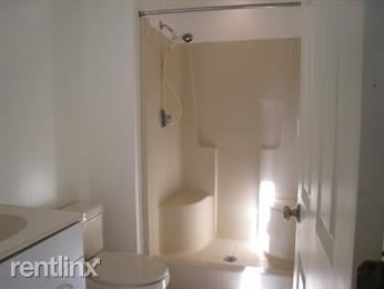 Foto del edificio - 230 Willard St