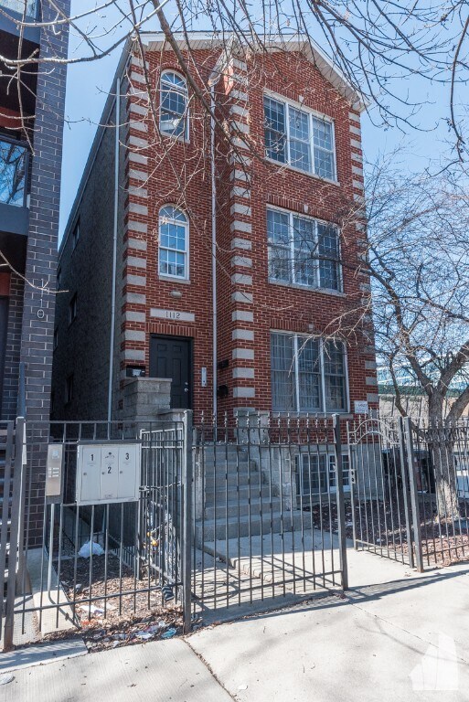 1112 N Marshfield Ave, Chicago, IL 60622 Apartments in Chicago, IL