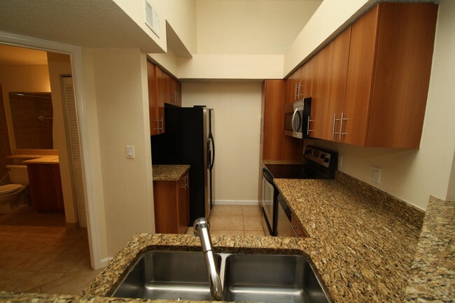 Building Photo - 1000 Crystal Way