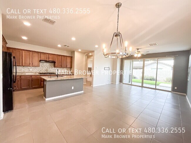 Building Photo - 2802 Canada De Oro Rd