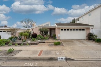 Building Photo - 19392 Sierra Bello Rd