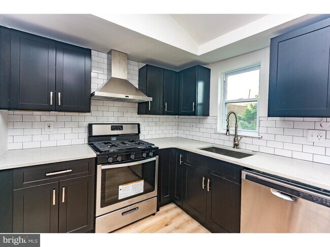 Foto del edificio - 1243 N 2nd St