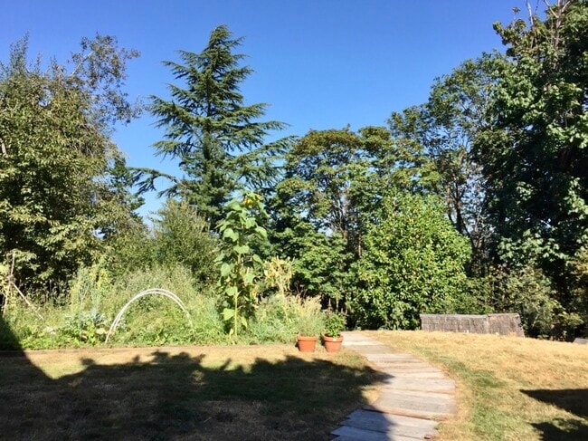 Foto del edificio - 12036 26th Ave. S.