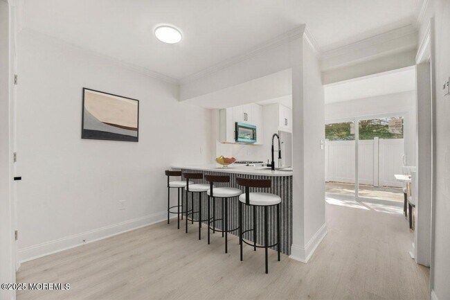 Foto del edificio - 82 Sawmill Rd